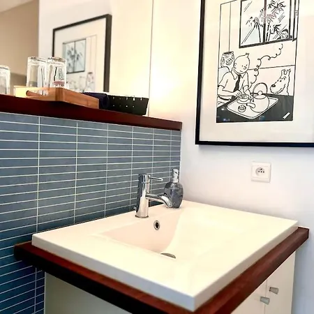 Apartment Down Town Spacious Duplex With Private Parking & Game