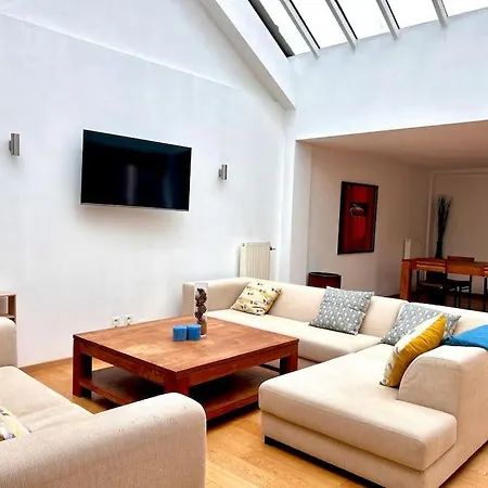 Appartement Down Town Spacious Duplex With Private Parking & Game *