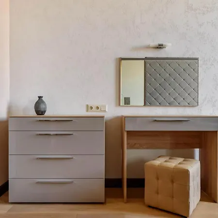 Pierres In Apartment