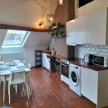 New Cozy In Porte De Hal * Brussels