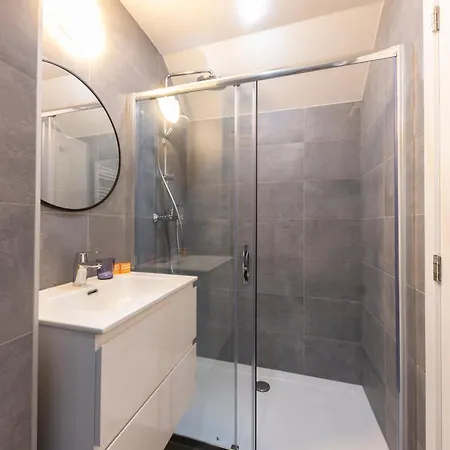 Midi Apartment