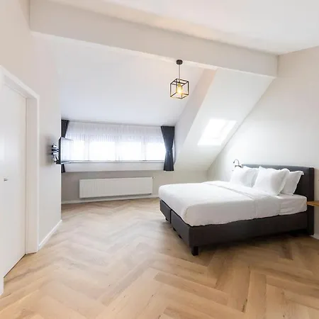 Apartment Midi