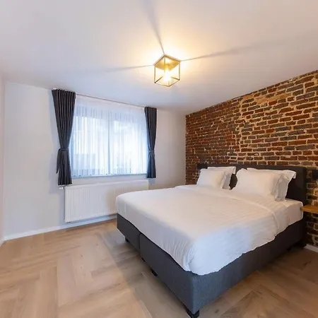 Apartment Midi