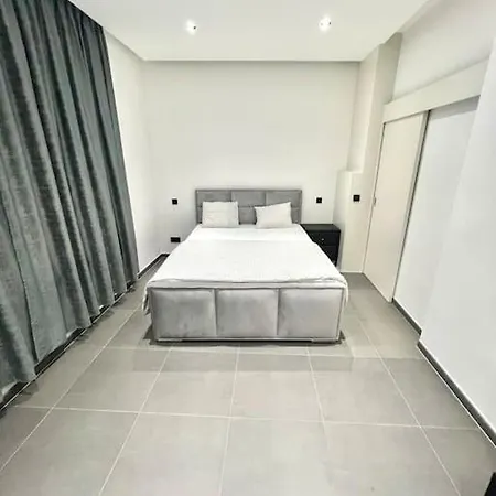 Good Price Studio In Apartment *