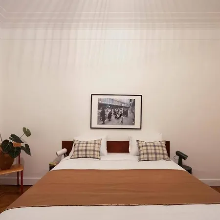 Rare Warm, Modern And Family Apartment *