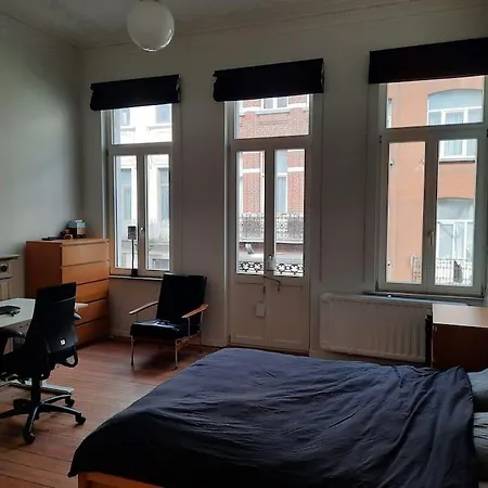Apartment Charming House With Garden Brussels