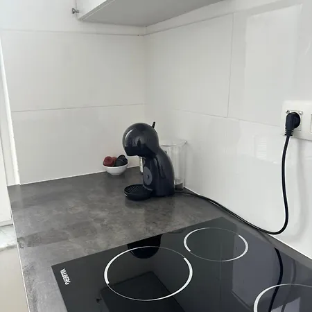 Issa Apartment
