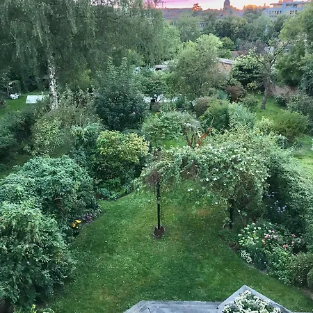Bed & Breakfast Woluwe - Lits En Mezzanine Brussels