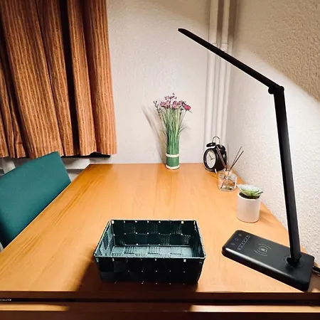 Cosy Merode & Cinquantenaire Park District Apartment *