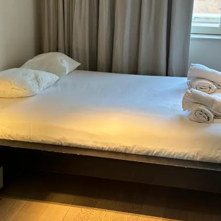Luxurious Two Bedroom Brussels