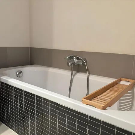 Luxurious Two Bedroom * Brussels