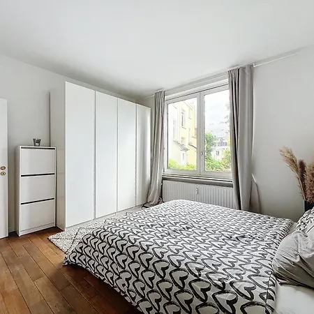 Bright And Cosy * Brussels