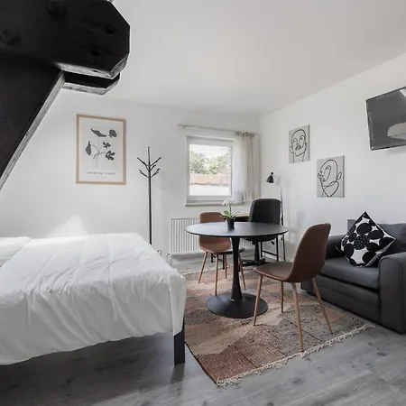 Cosy Place Expo 200 Apartment