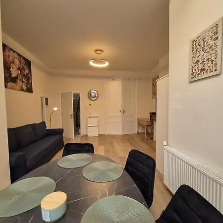 Tasson Snel Center Of Appartement Brussel