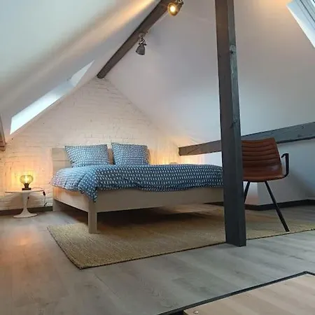 Triplex 140m2 -4 -8 People Apartment Brussels