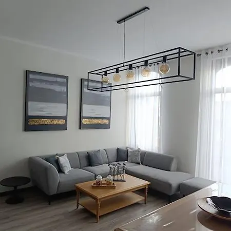 Apartment Triplex 140m2 -4 -8 People Brussels