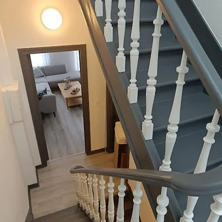 Apartment Triplex 140m2 -4 -8 People