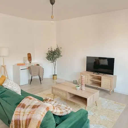 Pretty Cozy Flat Apartment *