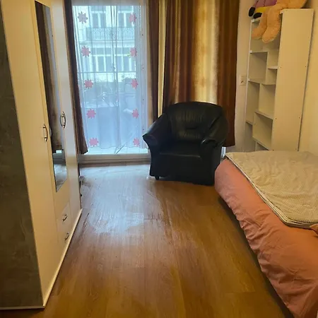 Apartchazal * Brussel