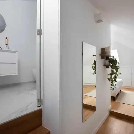 Spacious 3bd Apt In Uccle - Ch6 Apartment
