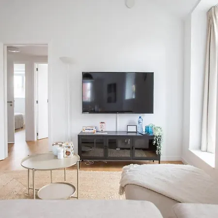Spacious 3bd Apt In Uccle - Ch6 Apartment