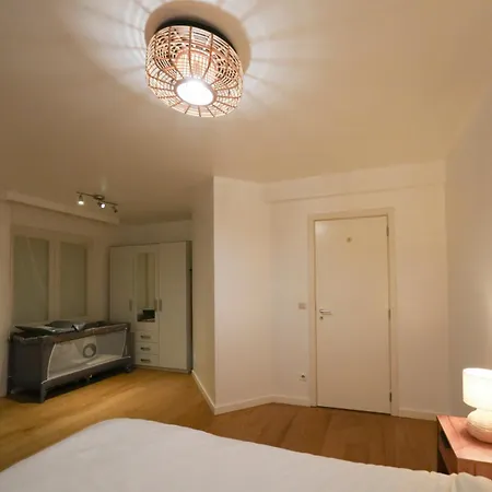 Cocon Chaud - Pour Couple Avec Ou Sans Bebe Au Rez-de-chaussee Brussels