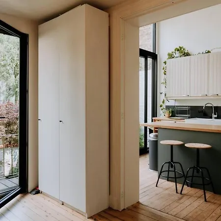 Beautiful 2 Bedroom Duplex In Le Chatelain Apartment Brussels