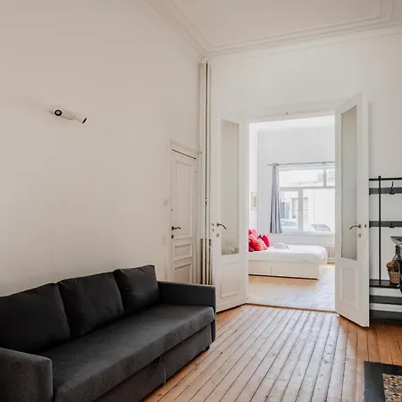 Benit Ixelles House Brussel