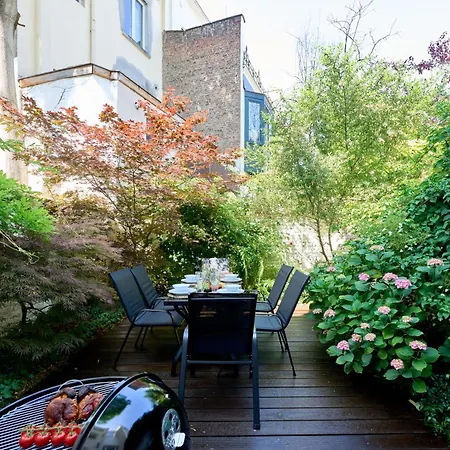 Luxurious 6-br Mansion Near European Union Apartment