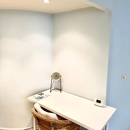 Beautiful 2 Bedroom Familiar Luxury Brussels