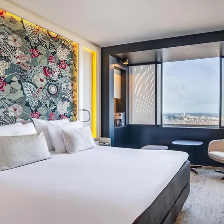 The Hotel 4*
