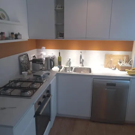 Apartment Charmant Studio