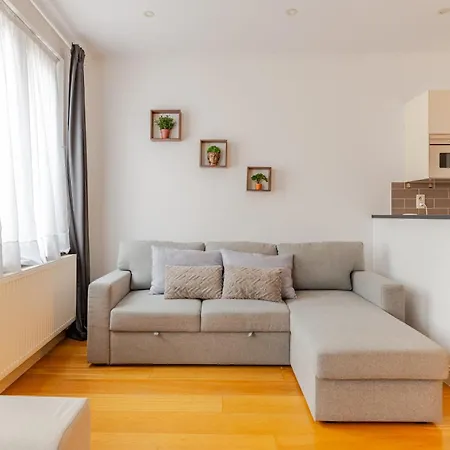 Apartment Le Joyau A Etterbeek Brussels