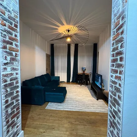 Echoes Of The Mirror Apartment