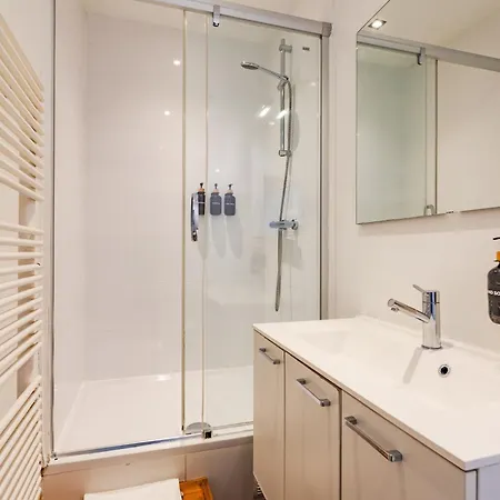 Exclusive 2br With Unesco Views Apartment