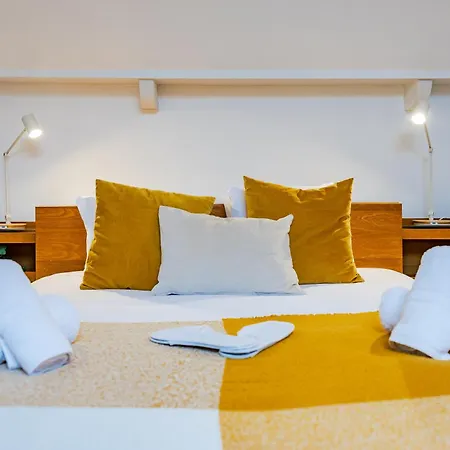 Modern Flat Near Grand Place Apartment