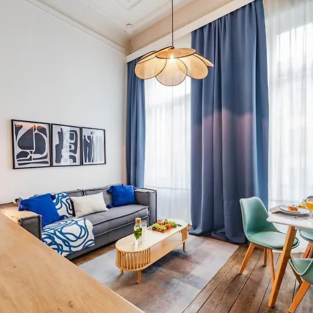 Modern Flat Near Grand Place * Brussel