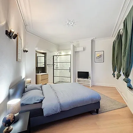 Apartment Cosy Moliere 2 *