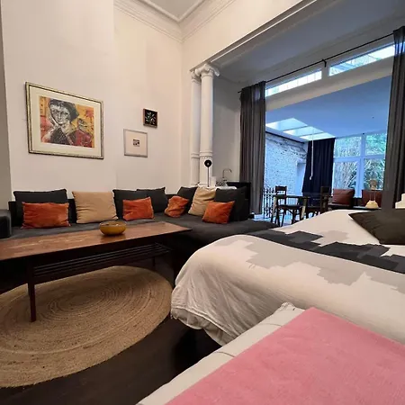 Chic Comfortable Loft With Patio And Natural Light Apartment *