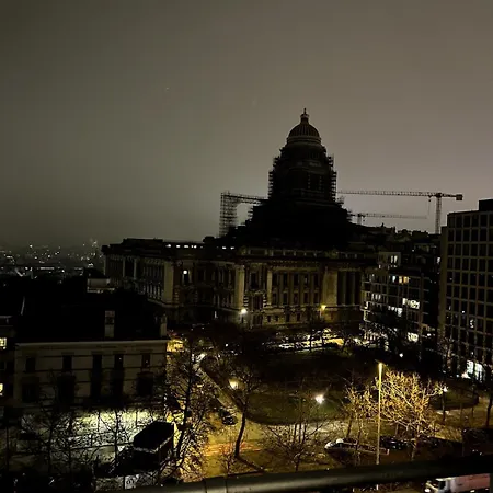Penthouse In Avenue Louise * Brussels