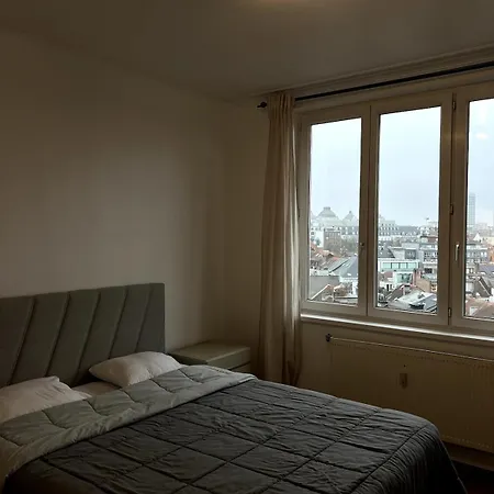 Penthouse In Avenue Louise Apartment Brussels