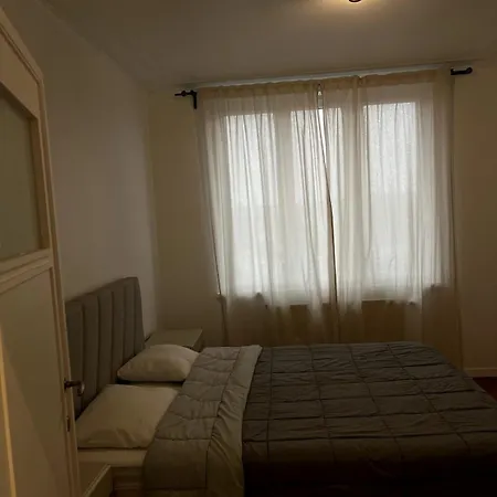 Penthouse In Avenue Louise Brussels