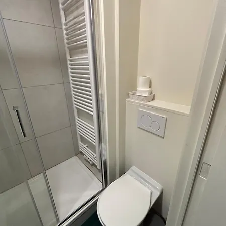 Logement Entier Midi Apartment Brussels