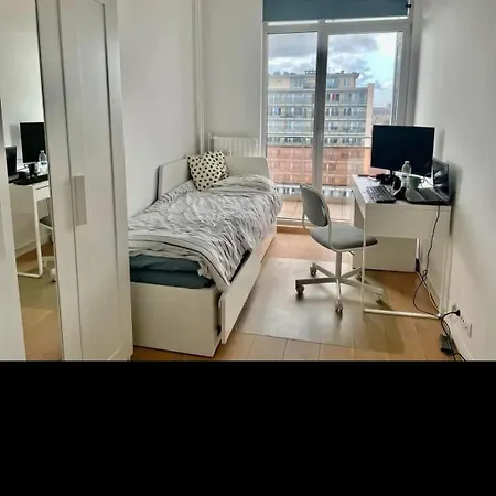 3 Jette Apartment *