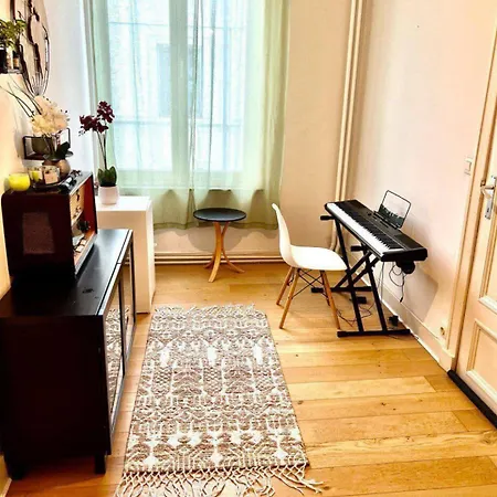 Victor Hugo Centre Apartment *