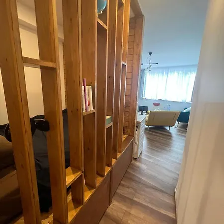 Design Brusels Madou Apartment