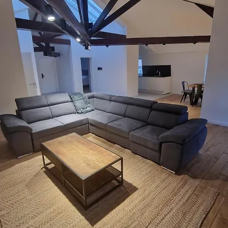 Penthouse 4 *