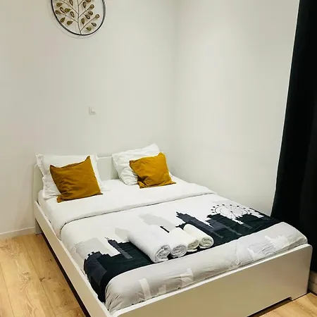 De Standing Brady Muandaz Apartment Brussels