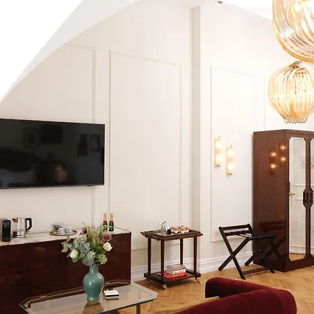 Fleur De 4* Brussels
