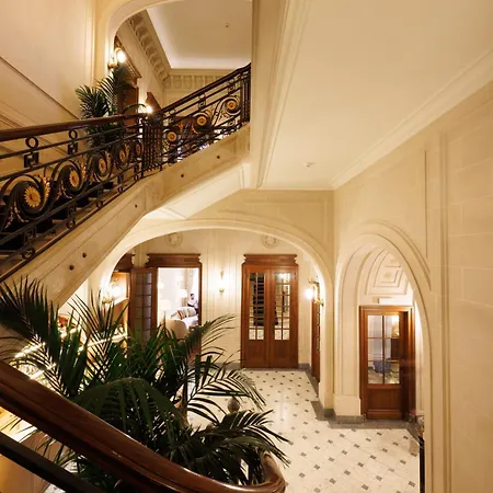 Hotel Fleur De Brussels